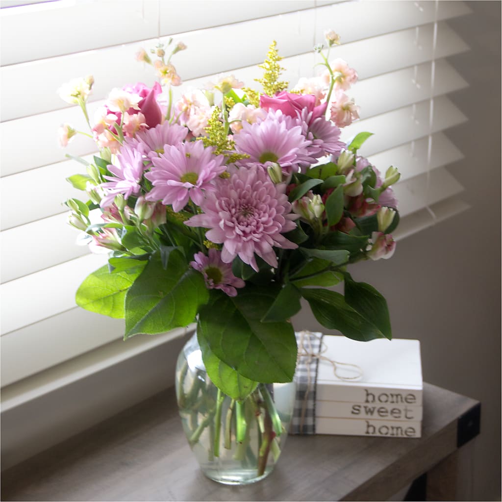 Pastel Tradition - A Florist Original – Flowers In The 419, Toledo OH