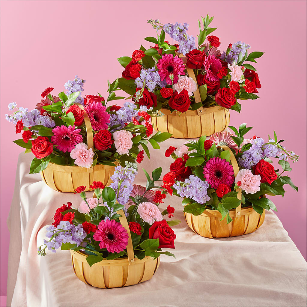 Pink Picnic Basket – Flowers In The 419, Toledo OH