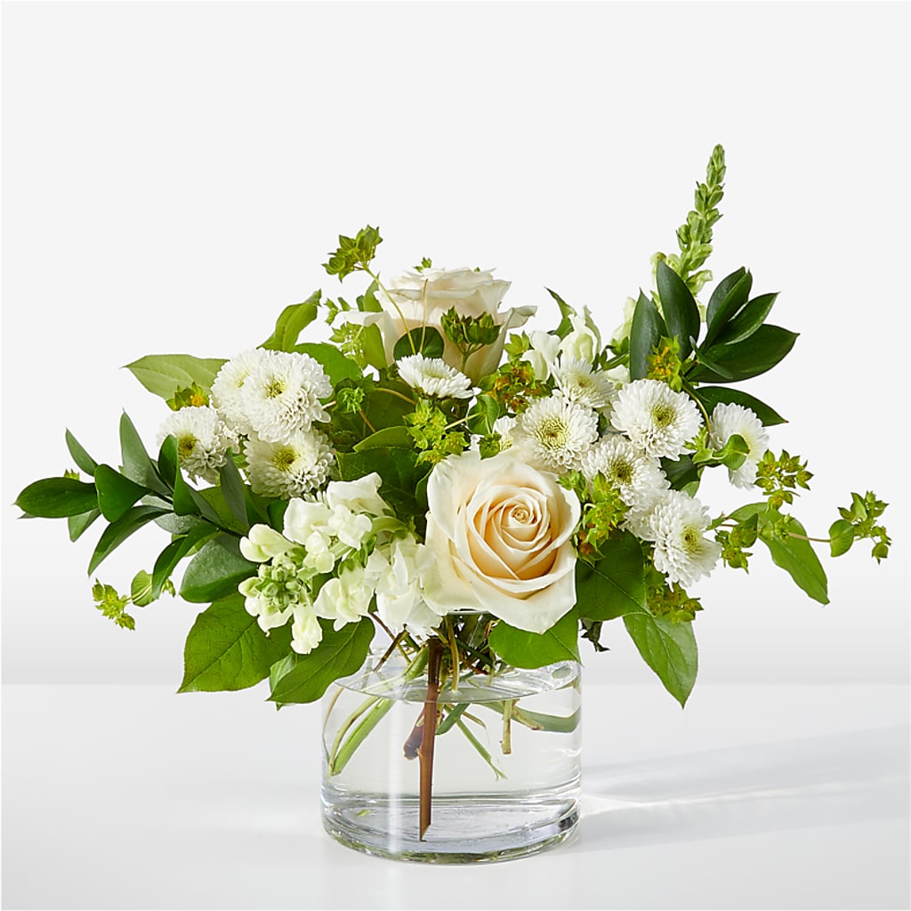 Hint of Vanilla Bouquet – Flowers In The 419, Toledo OH