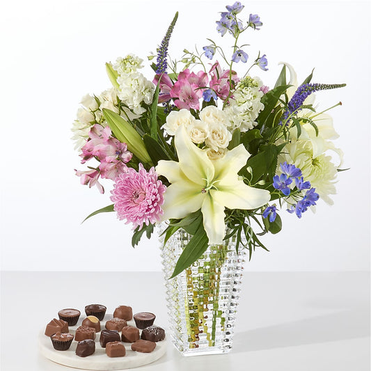 Winter Celebration Bouquet –  Flowers In The 419, Toledo OH