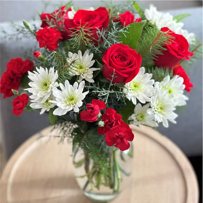 Seasonal Magic Bouquet –  Flowers In The 419, Toledo OH