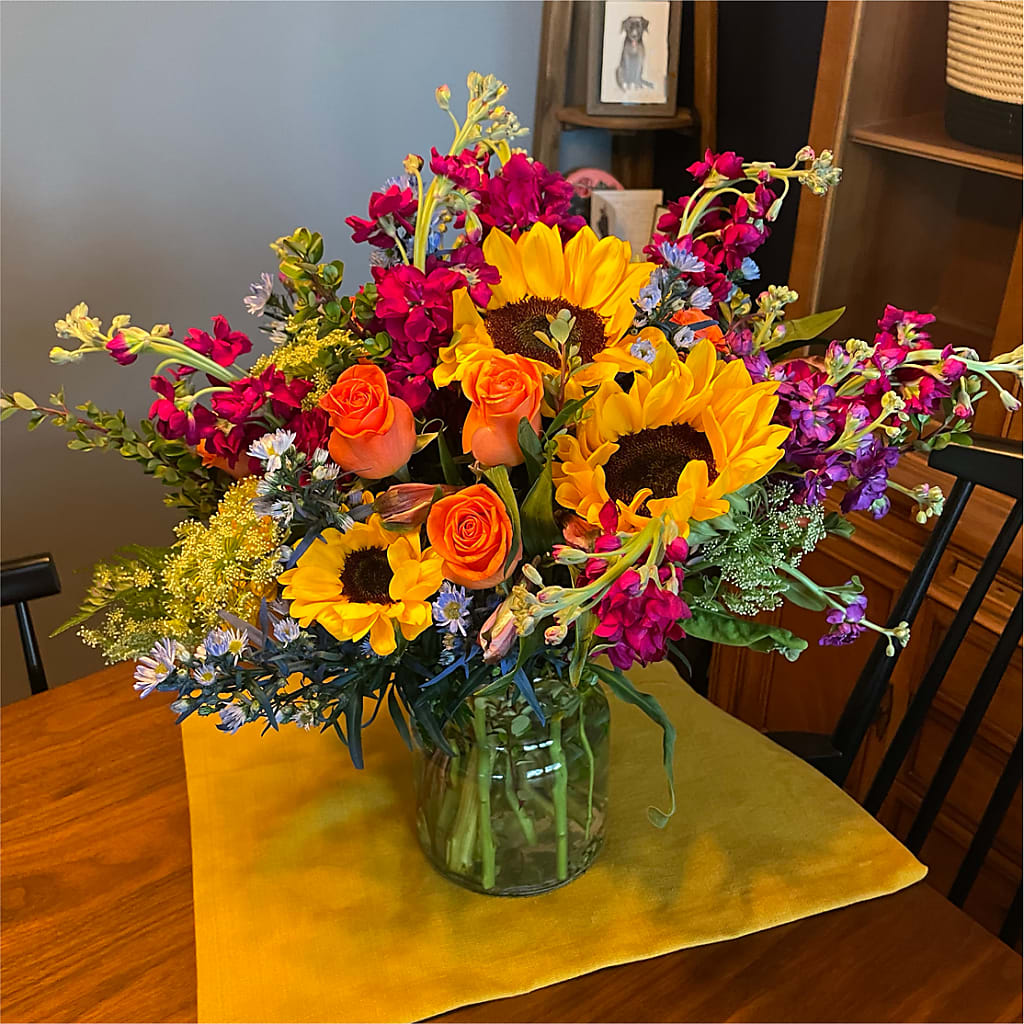 Rays of Life Bouquet –  Flowers In The 419, Toledo OH