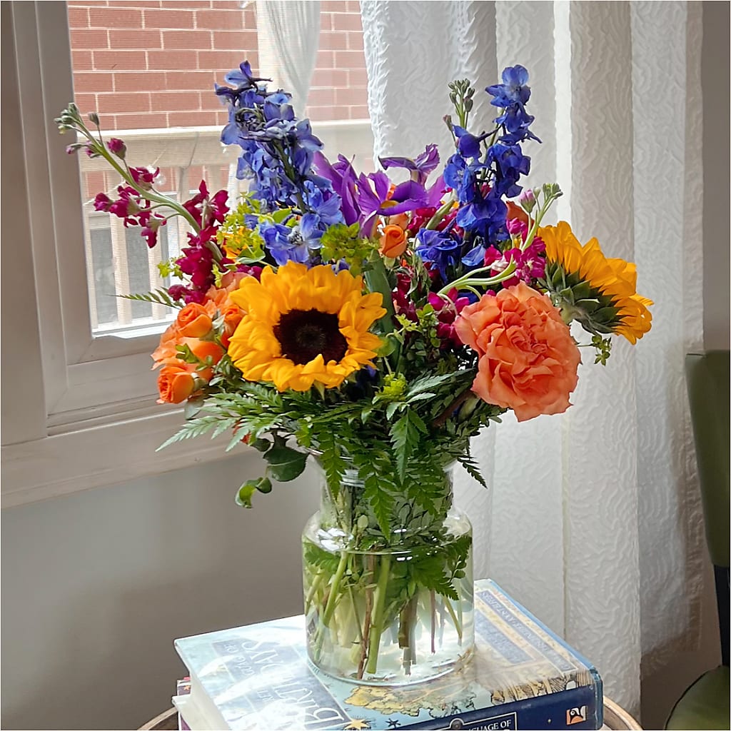 Rays of Life Bouquet –  Flowers In The 419, Toledo OH