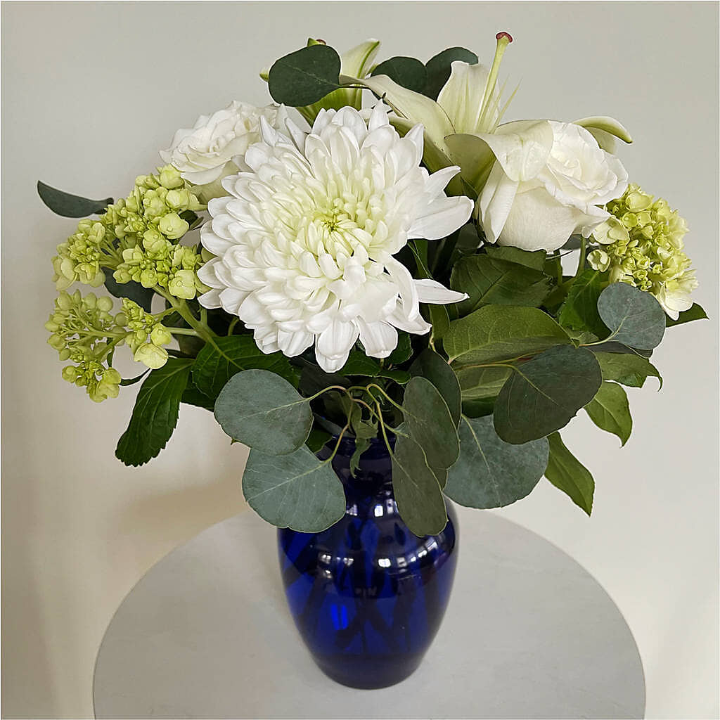 Snowy Dreams Bouquet –  Flowers In The 419, Toledo OH