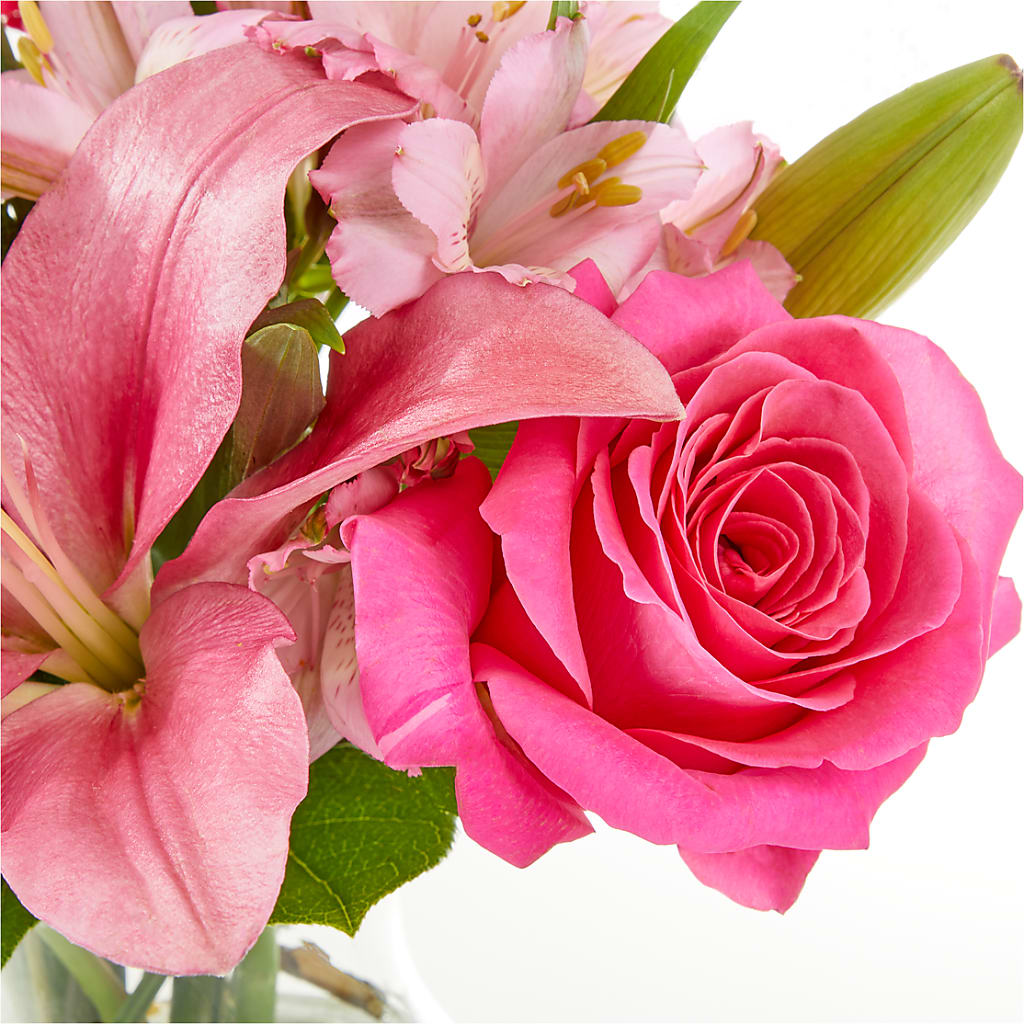 Lots of Love Bouquet –  Flowers In The 419, Toledo OH