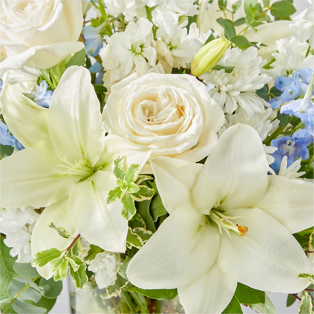 Peace of Mind Bouquet –  Flowers In The 419, Toledo OH