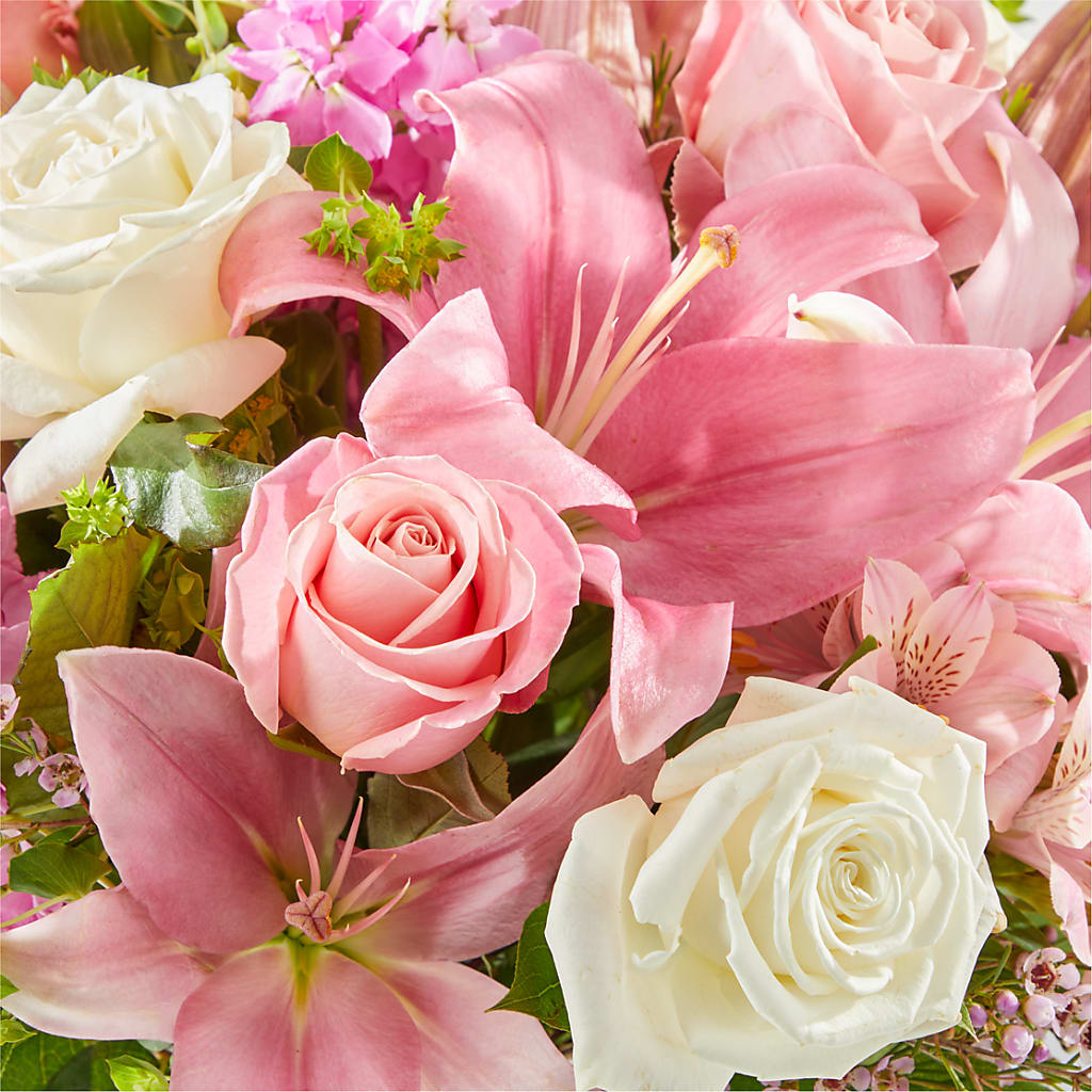 Ethereal Beauty Bouquet –  Flowers In The 419, Toledo OH