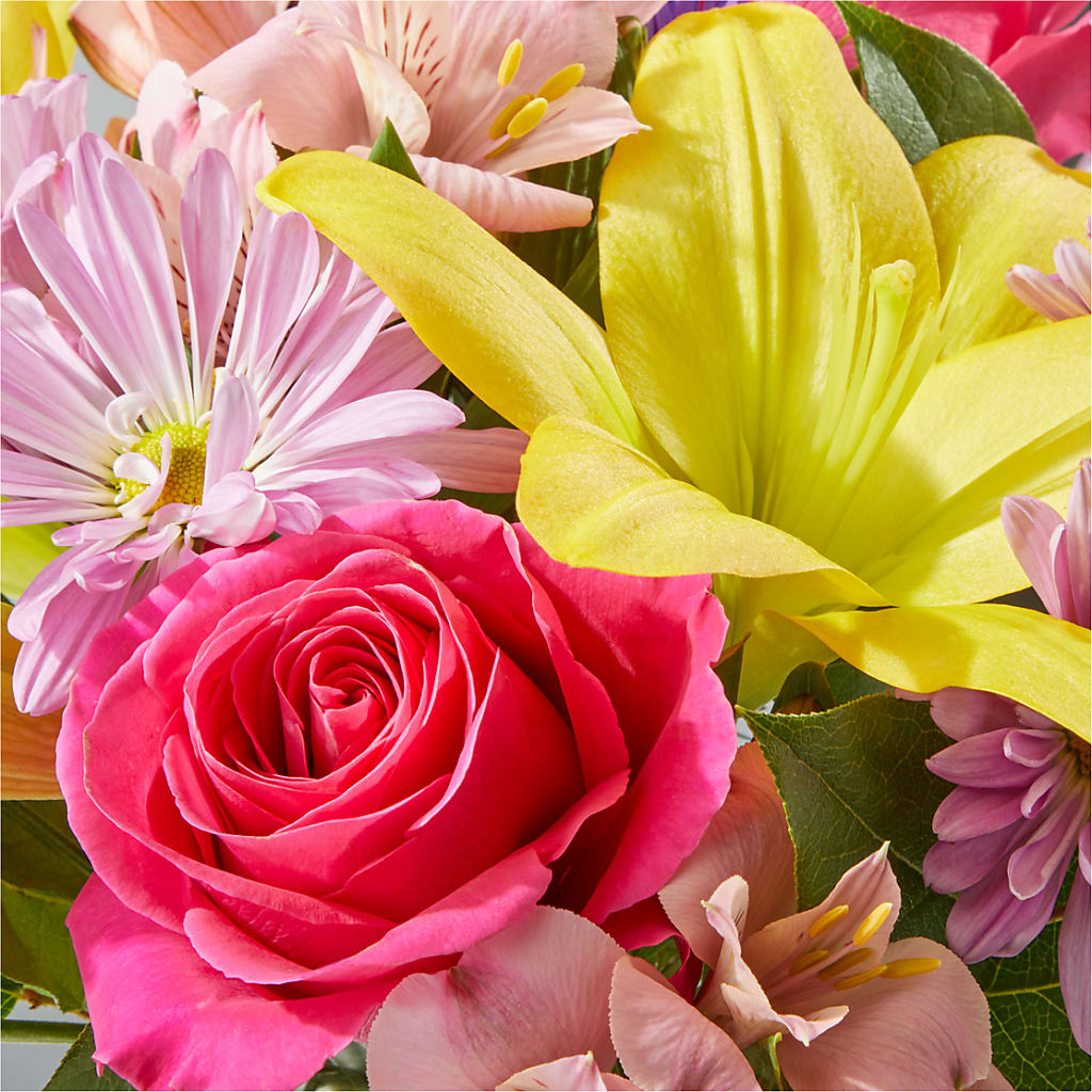 Sprinkles Bouquet –  Flowers In The 419, Toledo OH