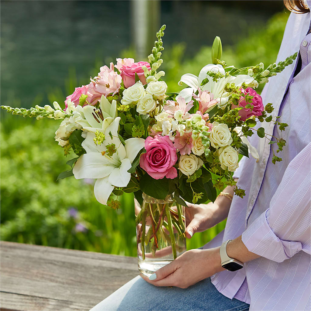 Fondly Bouquet –  Flowers In The 419, Toledo OH