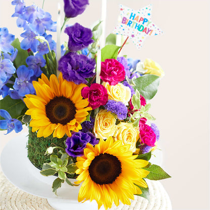 Star of the Day Floral Cake –  Flowers In The 419, Toledo OH